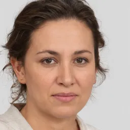 Перетяжка стульев экокожей